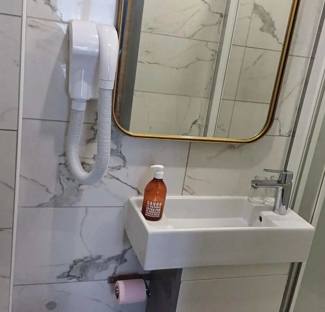 Hotel Telemaque Parigi 2*,  Francia
