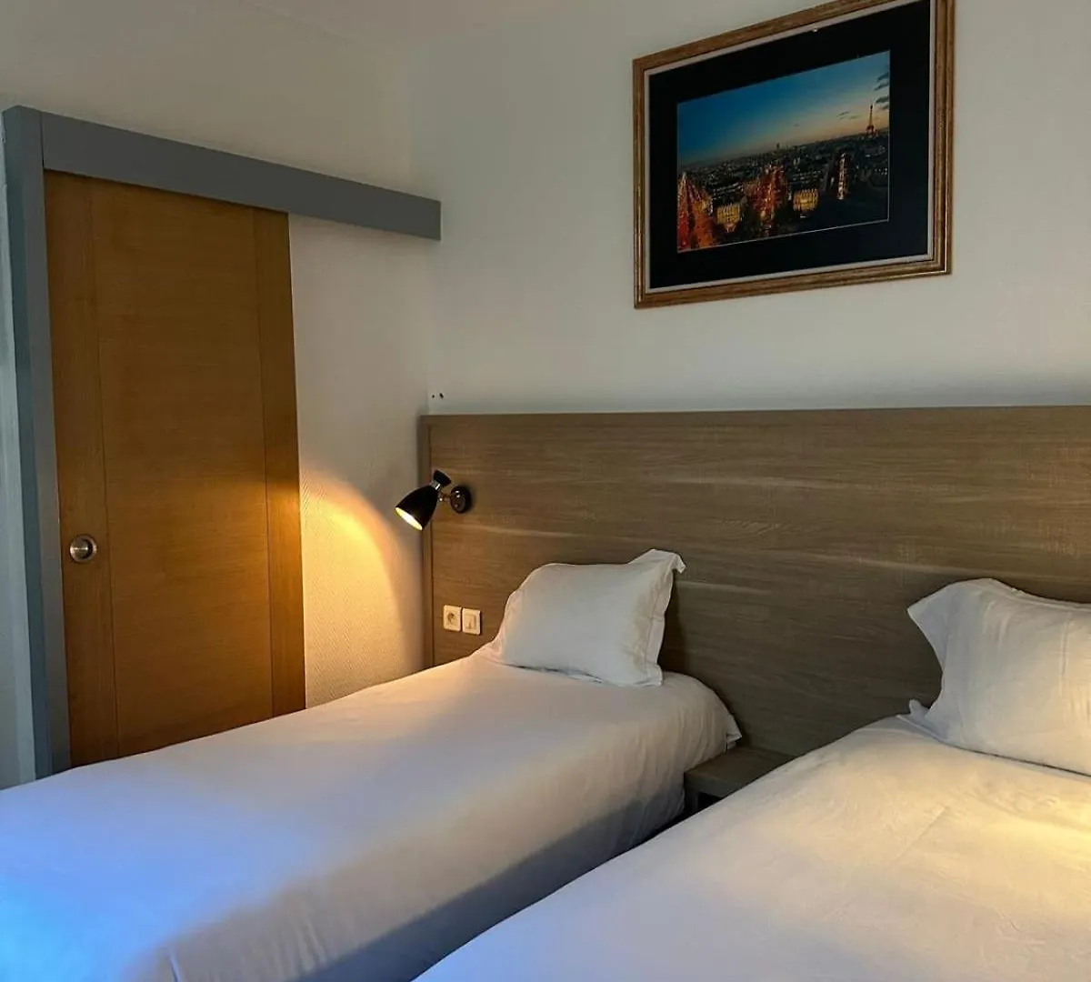 Hotel Telemaque Paris