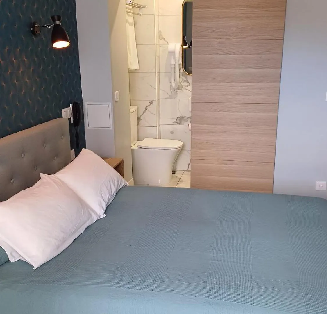 Hotel Telemaque Paris