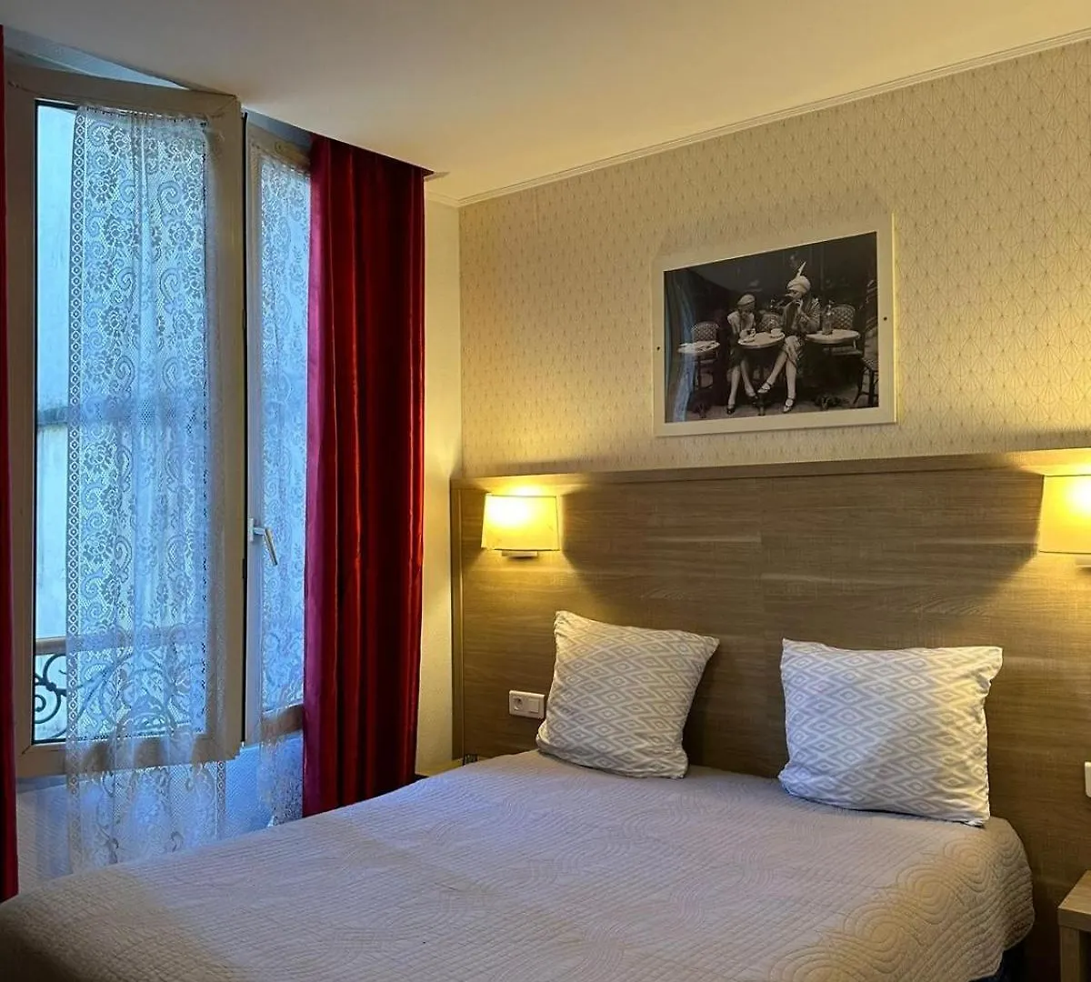 Hotel Telemaque Paris