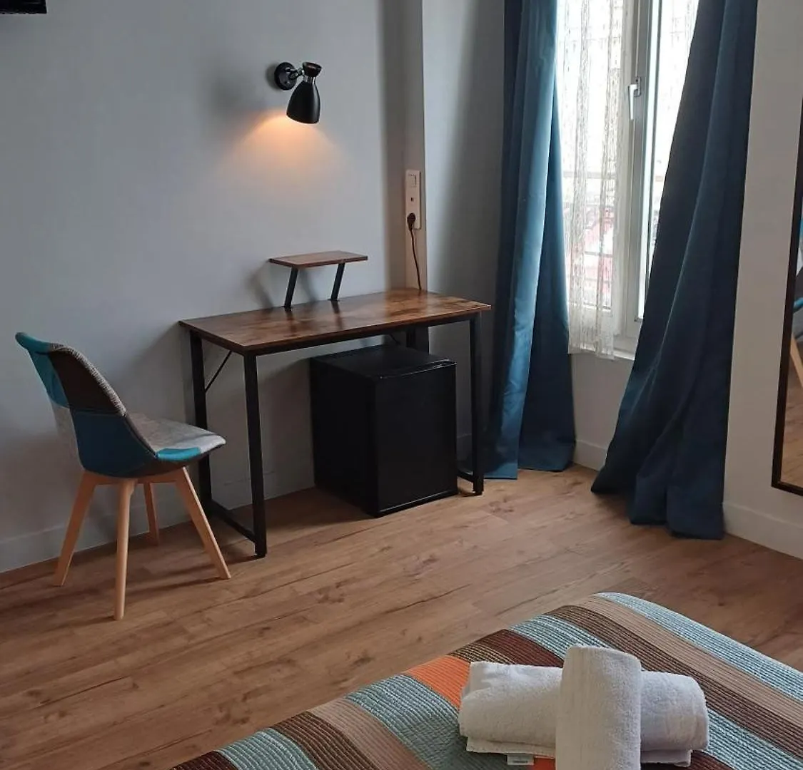 Hotel Telemaque Paris