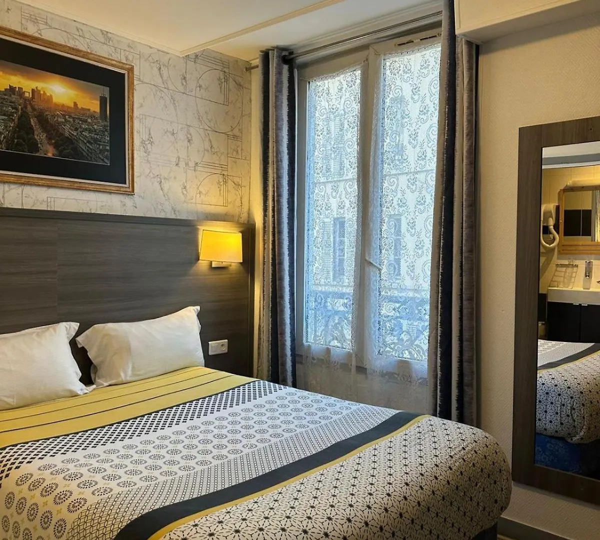 Hotel Telemaque Paris 2*,  France